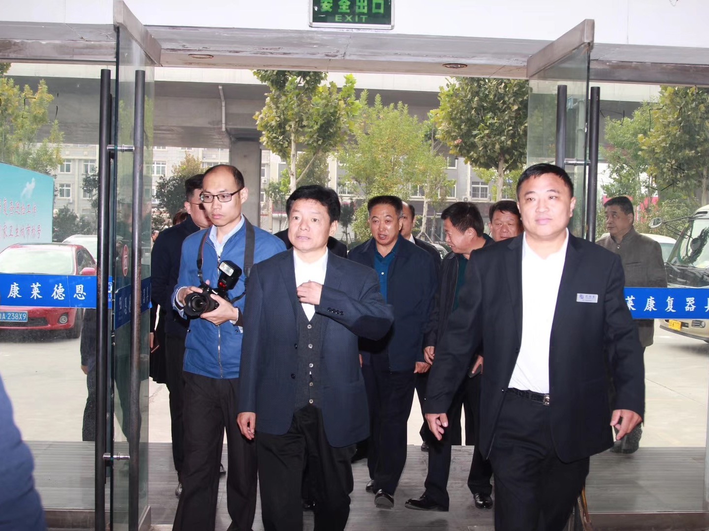 濟南歷城區人大常委會領導一行蒞臨恩德萊山東公司考察
